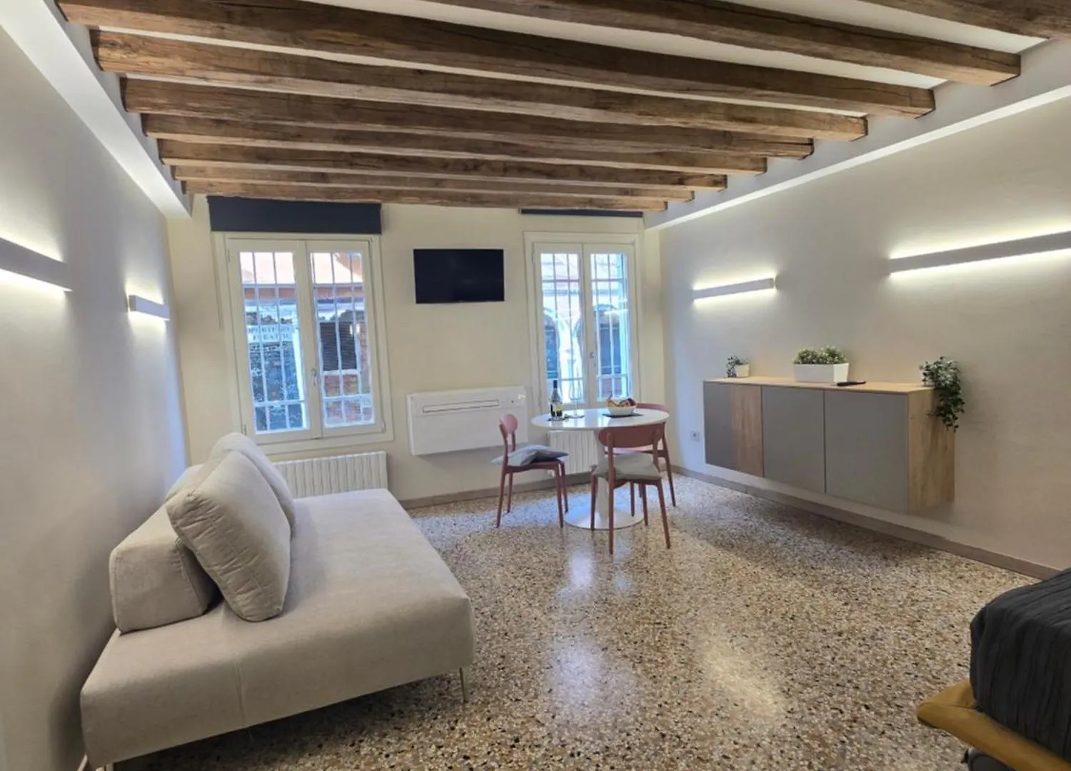 Cozy Studio With Canal View Venecia 0*,
