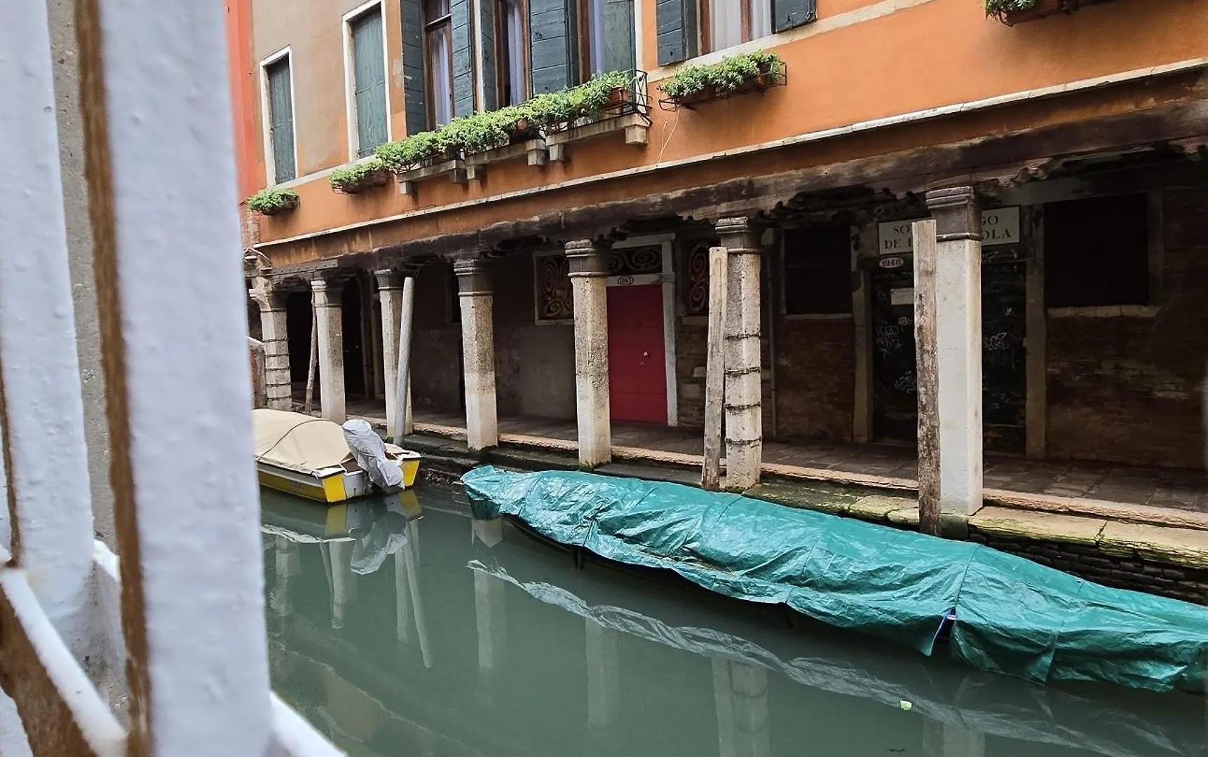 Cozy Studio With Canal View Venecia